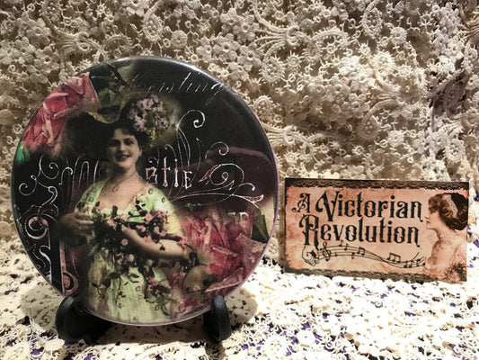 Pocket Mirror- Lilith