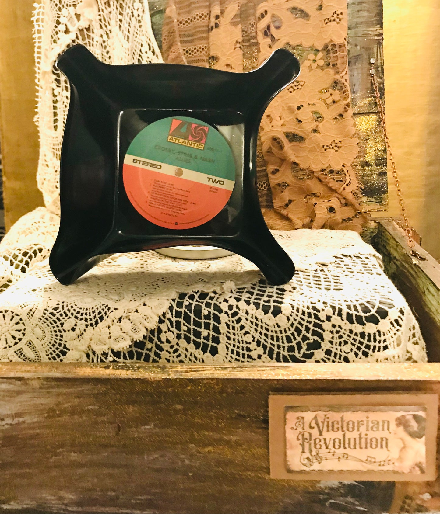 Record Bowl Crosby, Stills and Nash…Allies