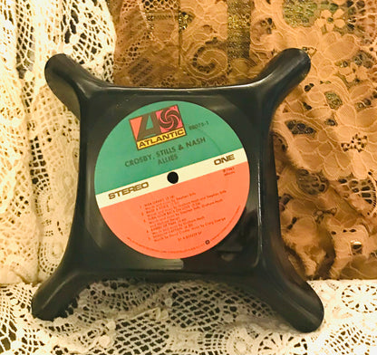 Record Bowl Crosby, Stills and Nash…Allies