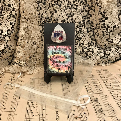 Guitar Pick Pin - One Direction