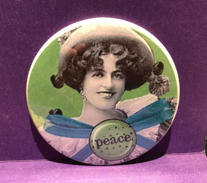 Pocket Mirror - Lady Peace