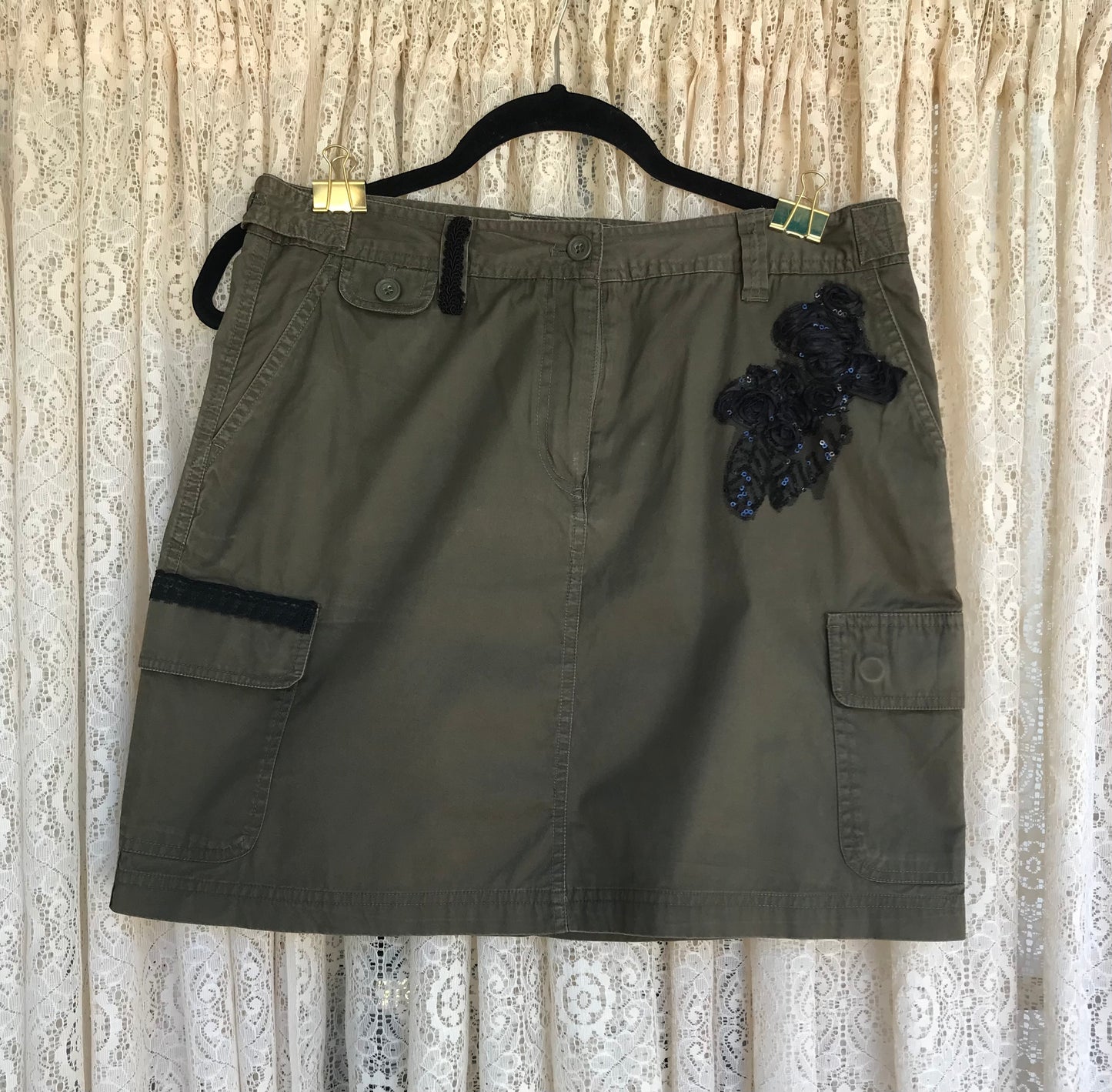 Ladies Cotton Skirt With Floral Sequins - SIZE 6