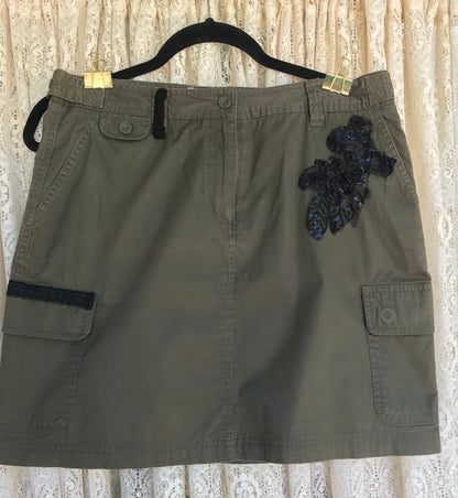 Ladies Cotton Skirt With Floral Sequins - SIZE 6